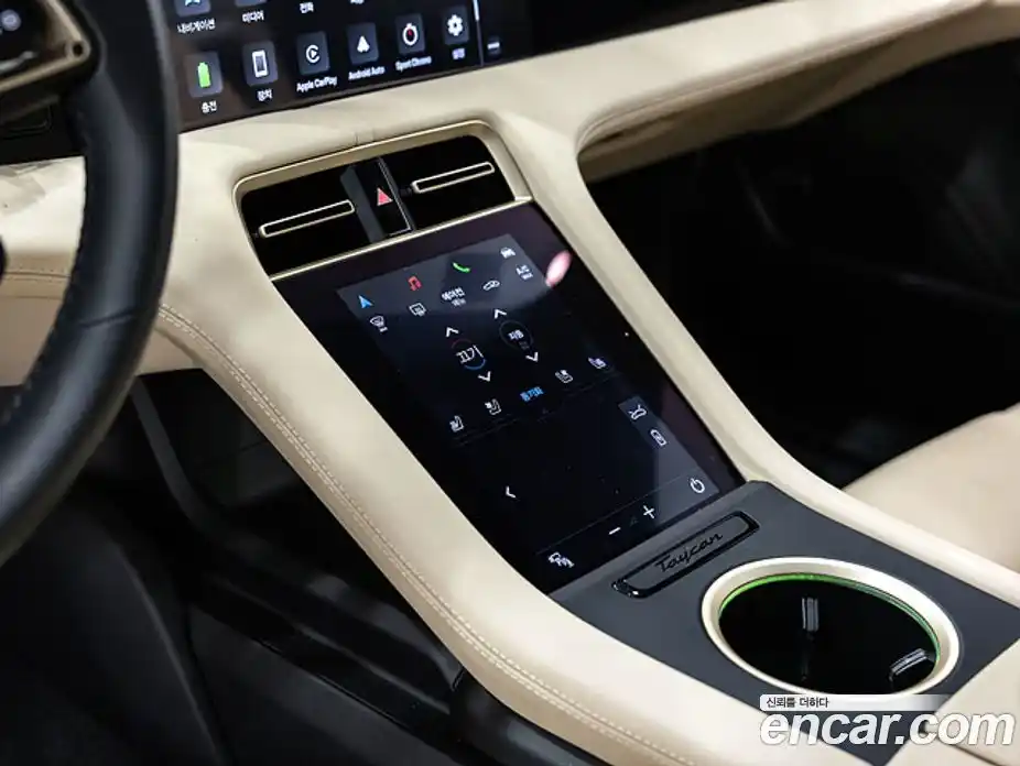 Porsche Taycan 2024 0.1 Автомат в Москве № 231043, фото 18