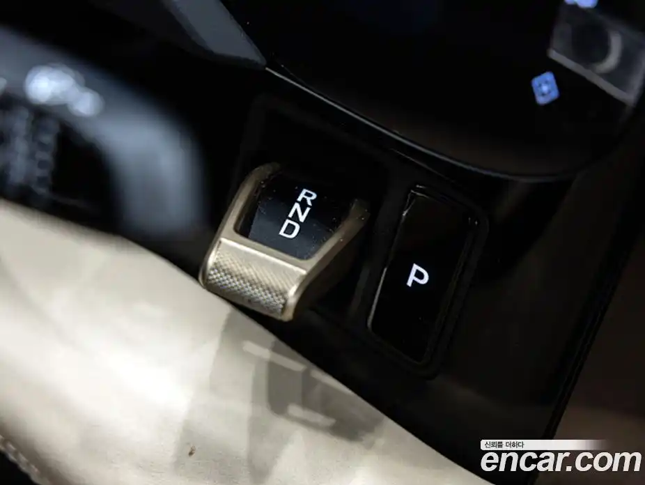 Porsche Taycan 2024 0.1 Автомат в Москве № 231043, фото 9