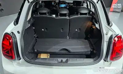 Mini Cooper 2024 1.5 Автомат в Москве № 231394, миниатюра 11