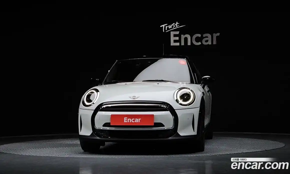 Mini Cooper 2024 1.5 Автомат в Москве № 231394, фото 12