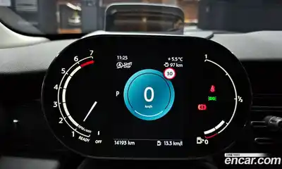 Mini Cooper 2024 1.5 Автомат в Москве № 231394, миниатюра 4