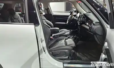 Mini Cooper 2024 1.5 Автомат в Москве № 231394, миниатюра 9