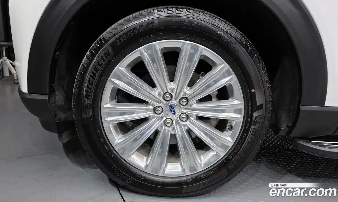 Ford Explorer 2023 2.3 Автомат в Москве № 233163, фото 5