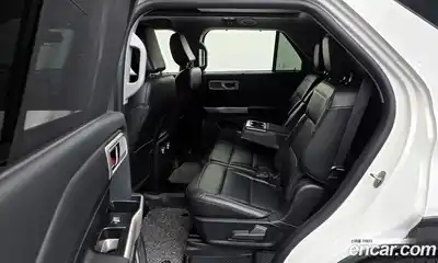 Ford Explorer 2023 2.3 Автомат в Москве № 233163, миниатюра 10