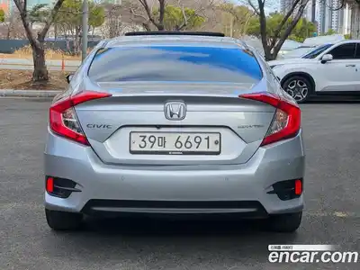 Honda Civic 2017 2.0 Автомат в Москве № 238293, миниатюра 4