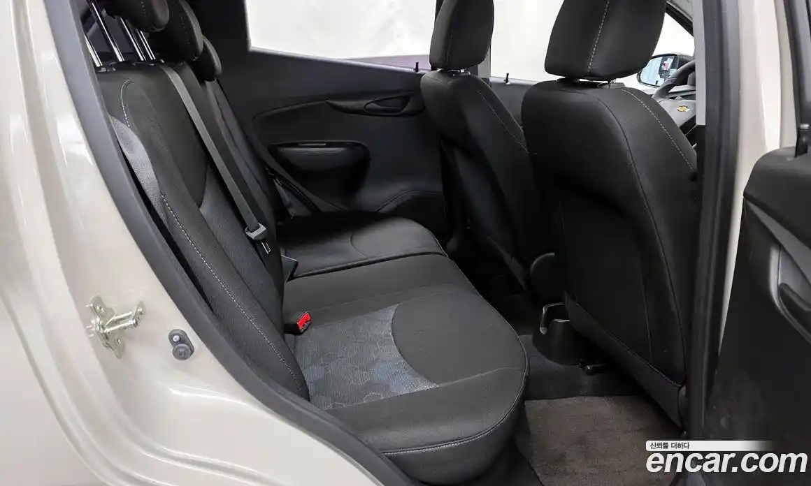 Chevrolet Spark 2017 1.0 Механическая в Москве № 24700, фото 6