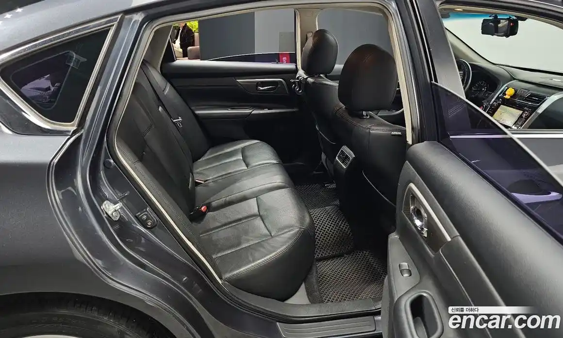 Nissan Altima 2013 2.5 Автомат в Москве № 248651, фото 10