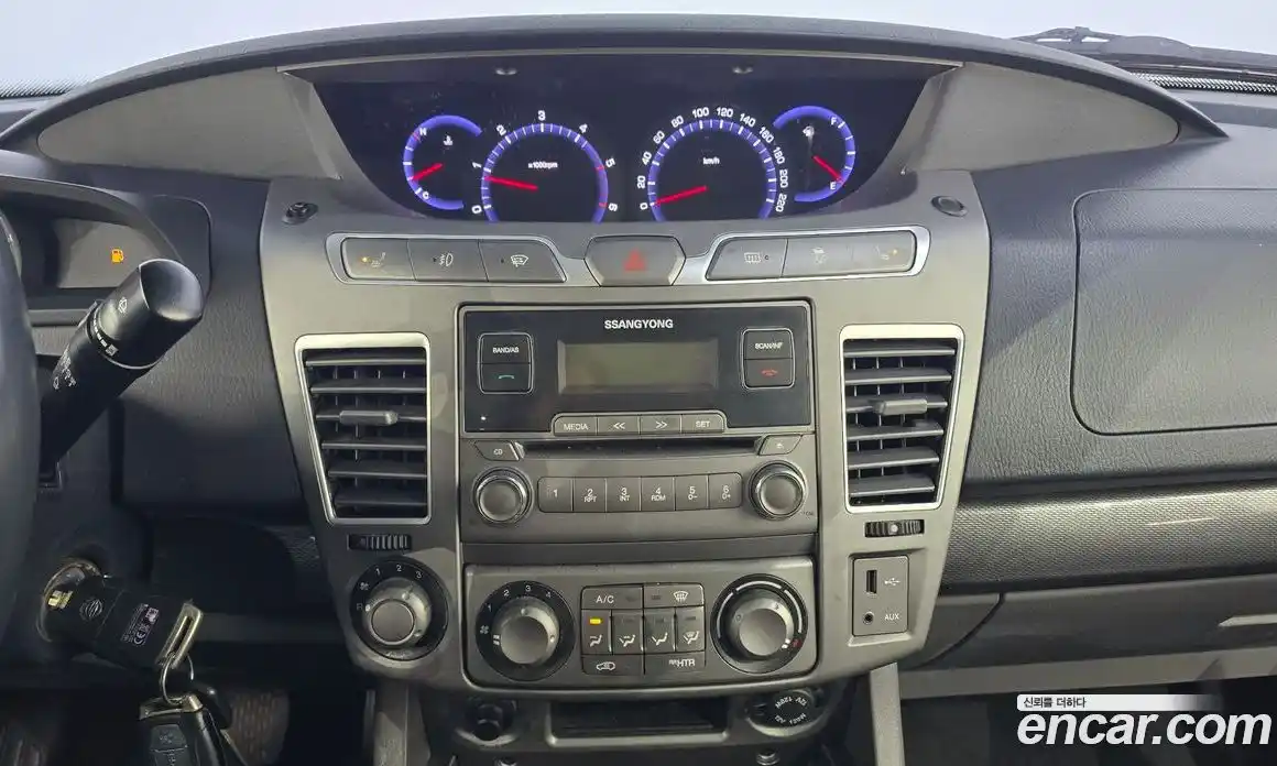 SsangYong Korando 2015 2.0 Автомат в Москве № 25142, фото 16