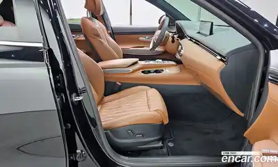 Genesis GV70 2022 2.5 Автомат в Москве № 25341, миниатюра 4