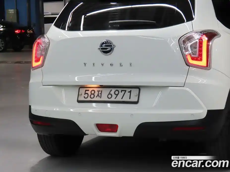 SsangYong TIBOLI 2018 1.6 Автомат в Москве № 25512, фото 17