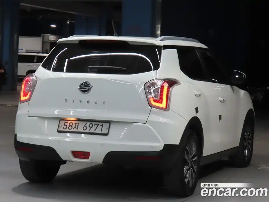 SsangYong TIBOLI 2018 1.6 Автомат в Москве № 25512, фото 4