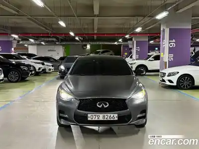 Infiniti Q30, 2017