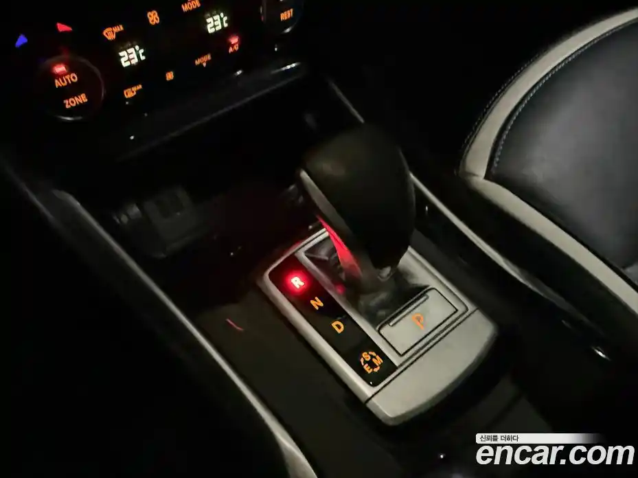 Infiniti Q30 2017 2.0 Автомат в Москве № 256213, фото 9