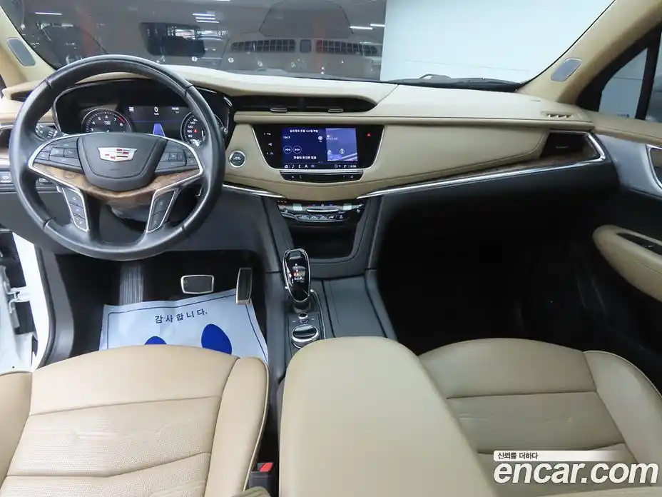 Cadillac XT5 2022 3.6 Автомат в Москве № 256397, фото 7