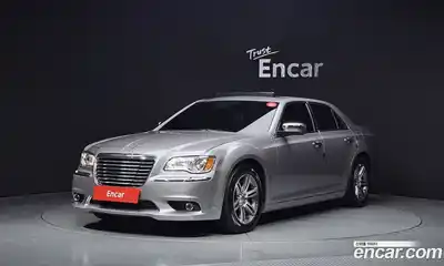 Chrysler 300C, 2013