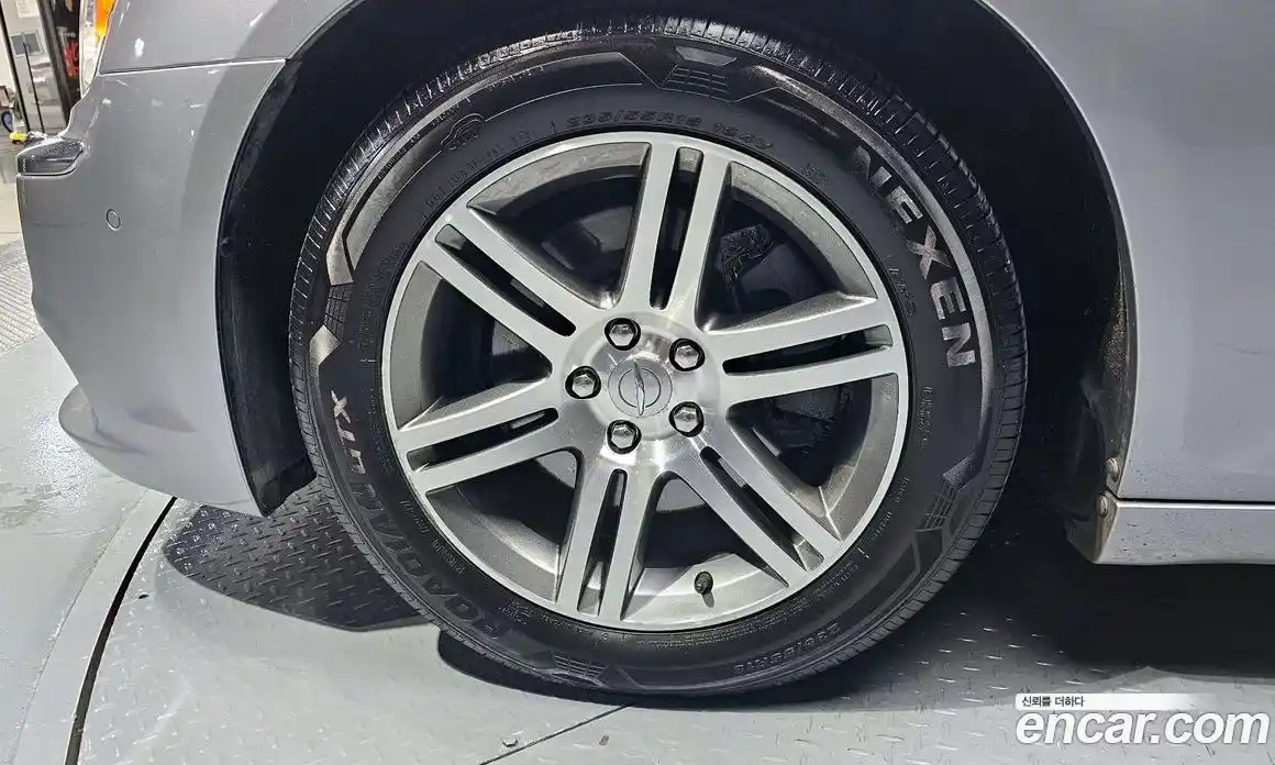 Chrysler 300C 2013 3.6 Автомат в Москве № 256742, фото 5