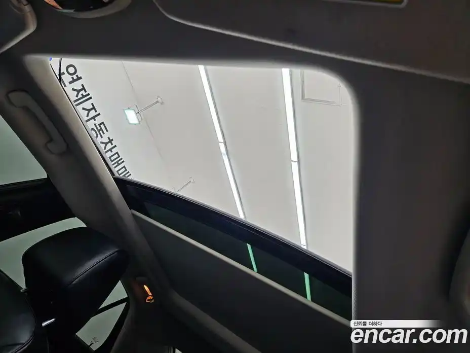 Chrysler 300C 2016 3.6 Автомат в Москве № 258157, фото 11