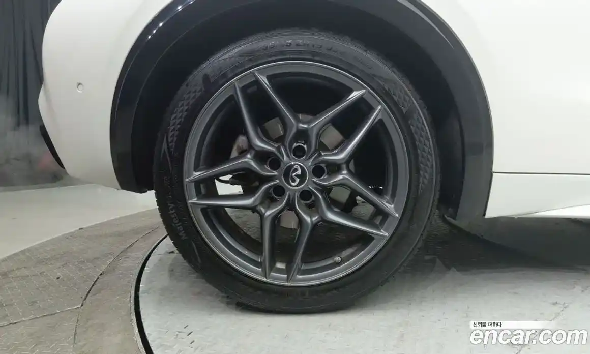 Infiniti Q30 2019 2.0 Автомат в Москве № 258744, фото 14