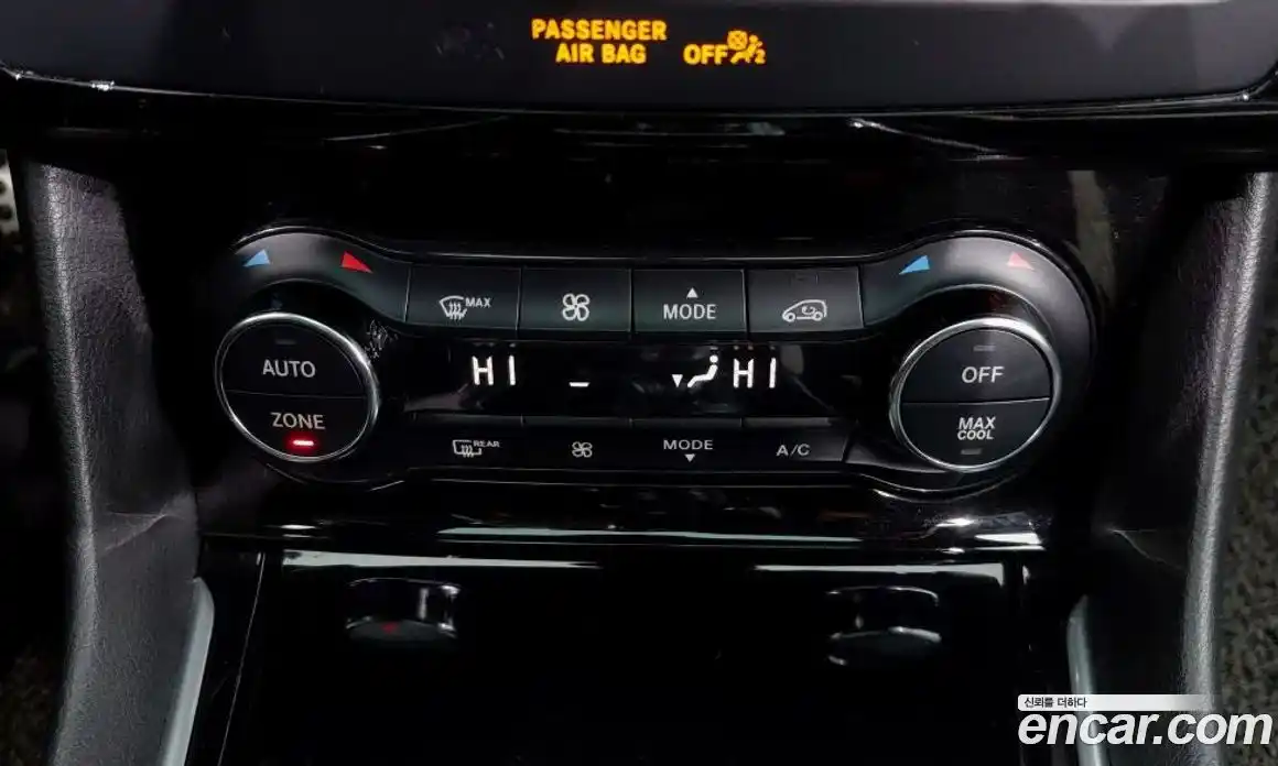 Infiniti Q30 2019 2.0 Автомат в Москве № 258744, фото 17