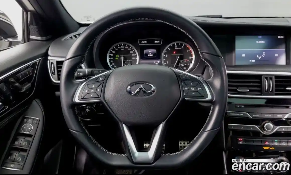Infiniti Q30 2019 2.0 Автомат в Москве № 258744, фото 6