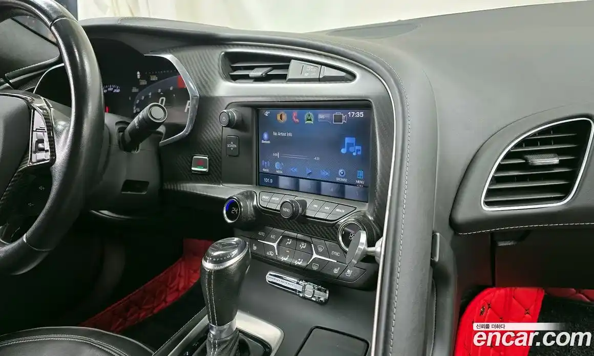 Chevrolet Corvette 2018 6.2 Автомат в Москве № 260385, фото 13