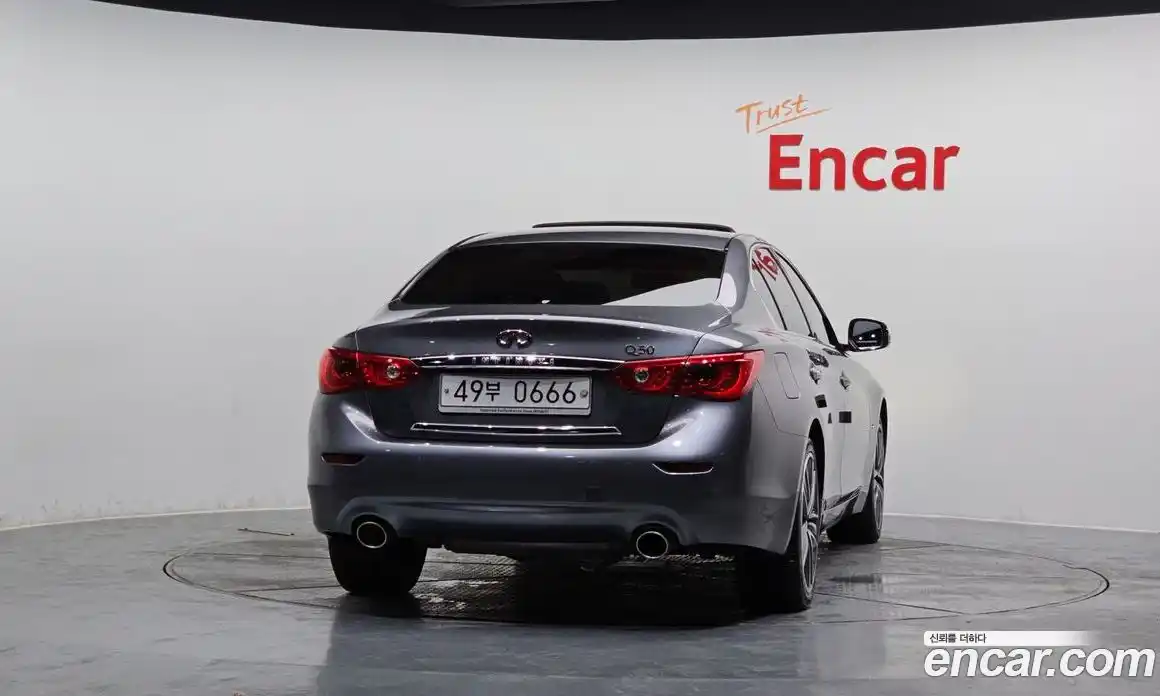 Infiniti Q50 2016 2.1 Автомат в Москве № 266688, фото 4