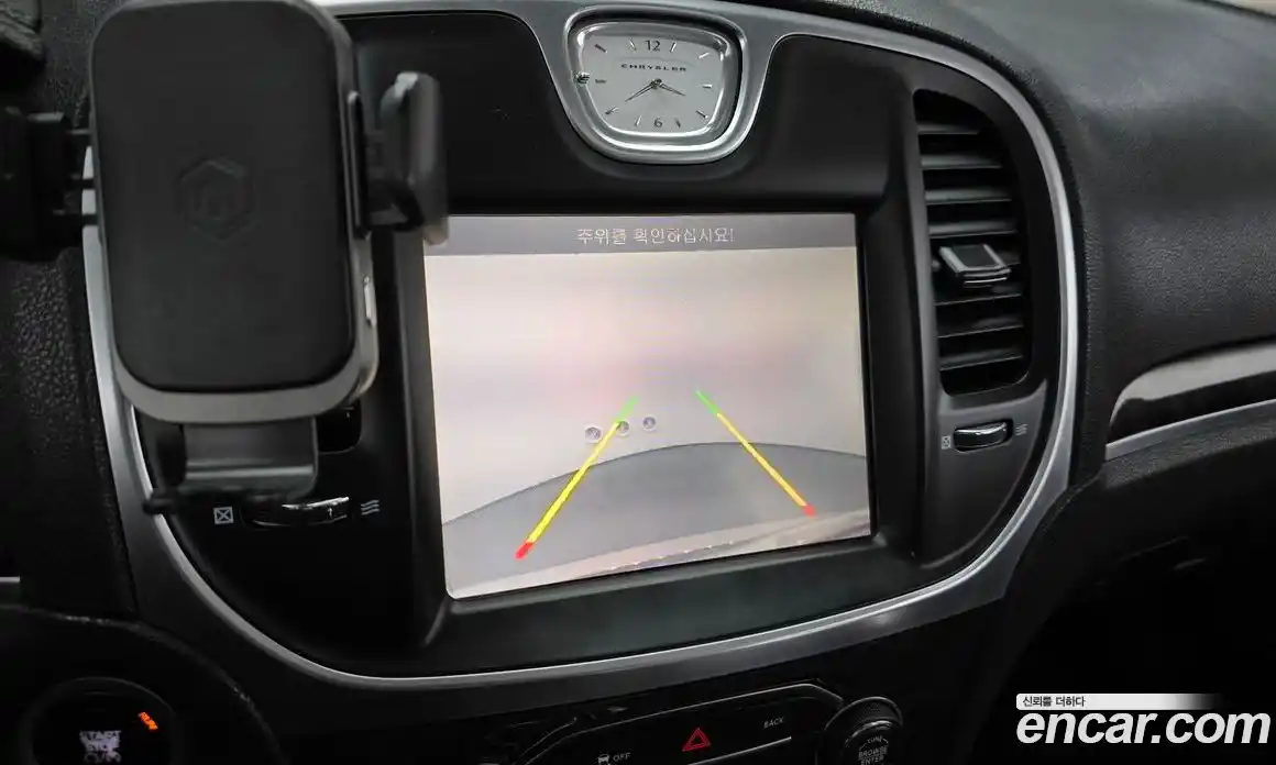 Chrysler 300C 2015 3.6 Автомат в Москве № 268757, фото 16