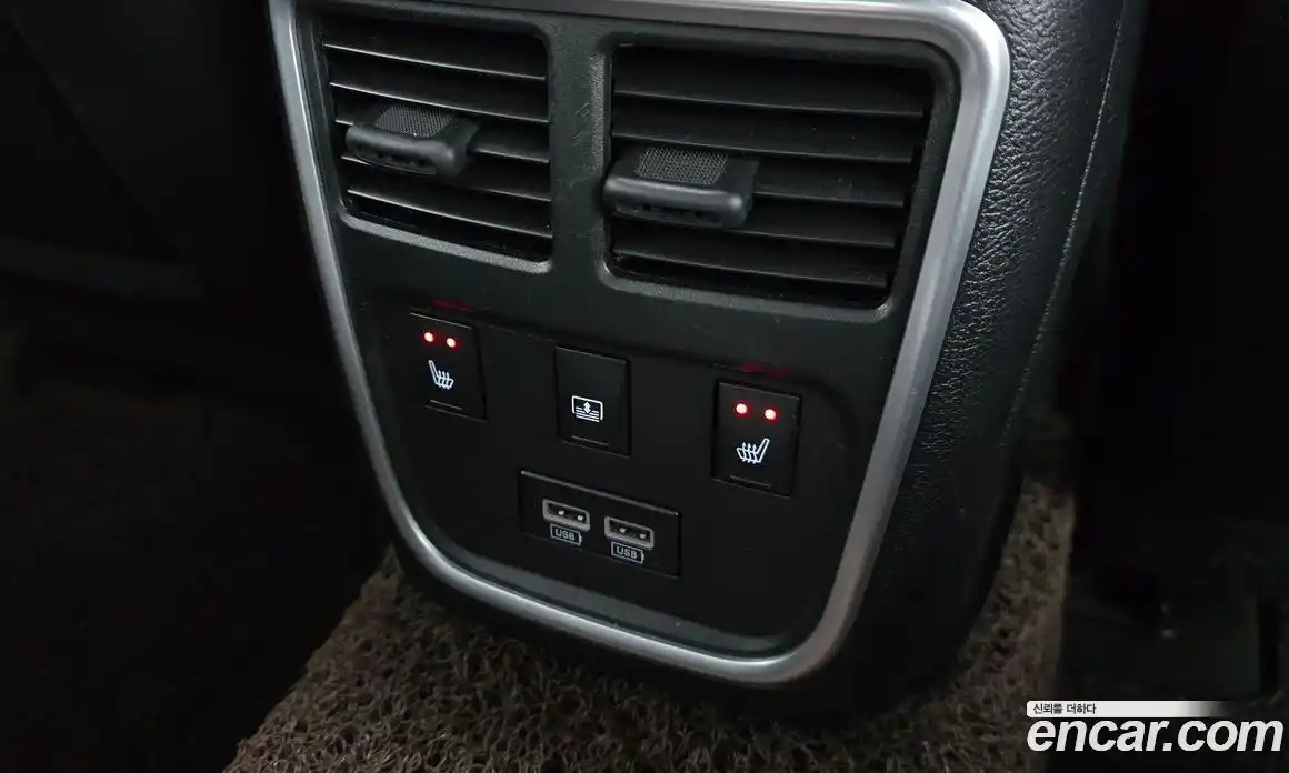 Chrysler 300C 2015 3.6 Автомат в Москве № 268757, фото 18