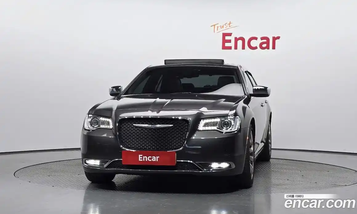 Chrysler 300C 2015 3.6 Автомат в Москве № 268757, фото 3