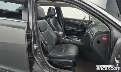 Chrysler 300C 2015 3.6 Автомат в Москве № 268757, миниатюра 10