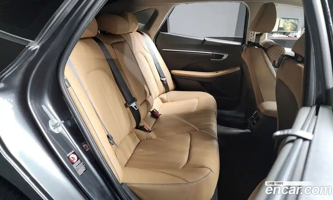 Hyundai Sonata 2022 1.6 Автомат в Москве № 2699, фото 3