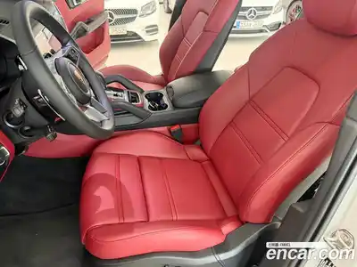 Porsche Cayenne 2023 3.0 Автомат в Москве № 270882, миниатюра 12