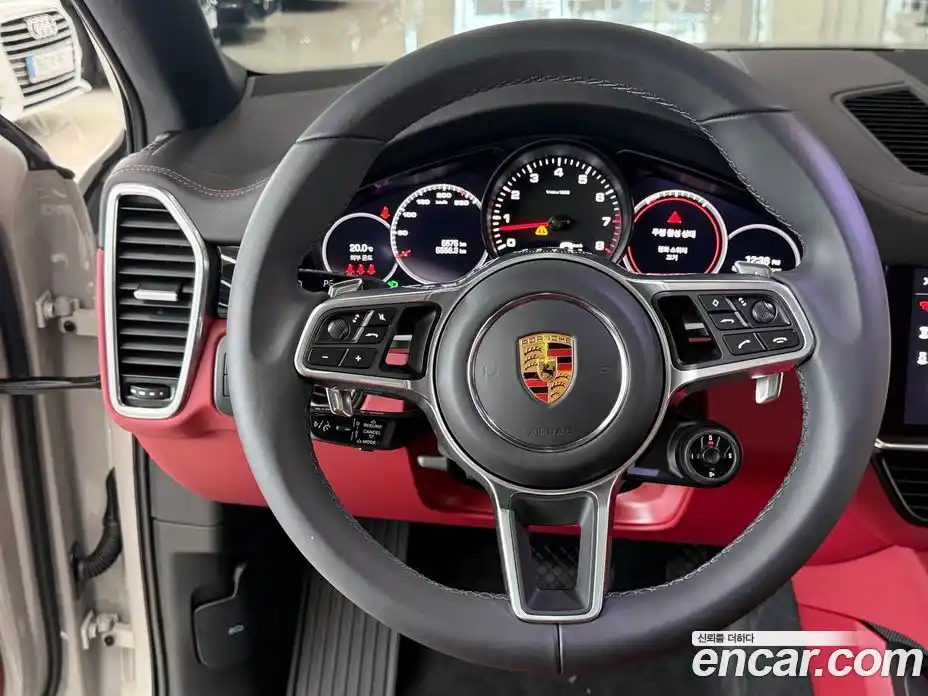 Porsche Cayenne 2023 3.0 Автомат в Москве № 270882, фото 14