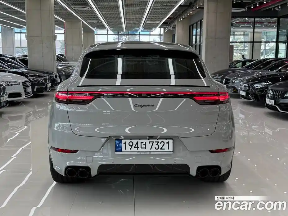 Porsche Cayenne 2023 3.0 Автомат в Москве № 270882, фото 5