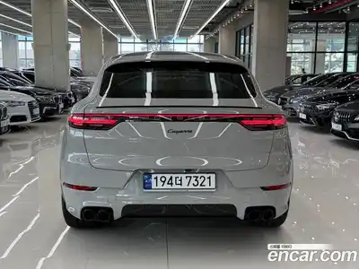 Porsche Cayenne 2023 3.0 Автомат в Москве № 270882, миниатюра 5