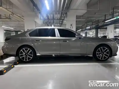BMW 7-Series 2025 3.0 Автомат в Москве № 278298, миниатюра 4
