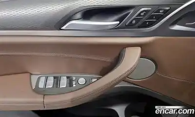 BMW X4 2025 2.0 Автомат в Москве № 278562, миниатюра 3