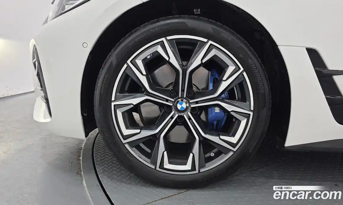 BMW 4-Series 2024 2.0 Автомат в Москве № 278833, фото 16