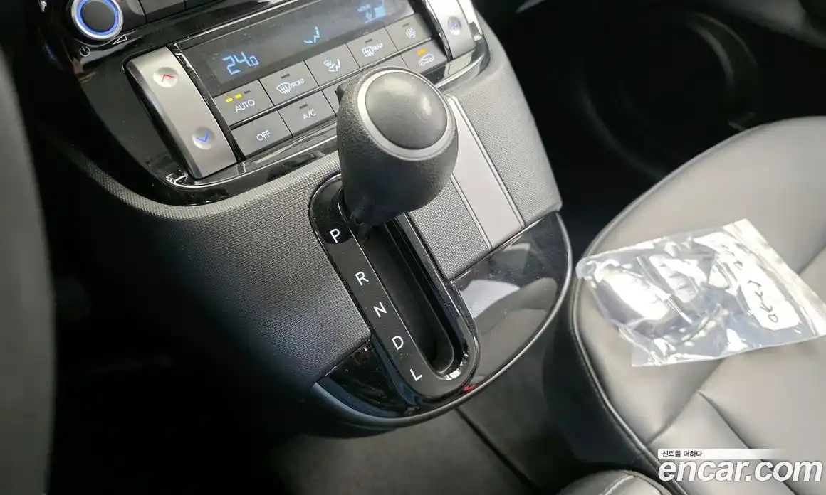 Hyundai Casper 2022 1.0 Автомат в Москве № 2813, фото 11