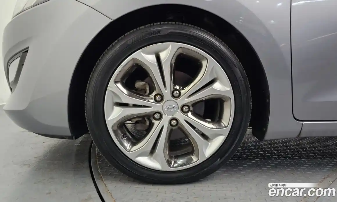 Hyundai i30 2012 1.6 Автомат в Москве № 283526, фото 20