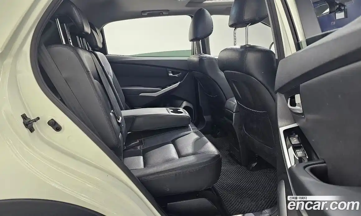 SsangYong Korando 2015 2.0 Автомат в Москве № 28378, фото 12