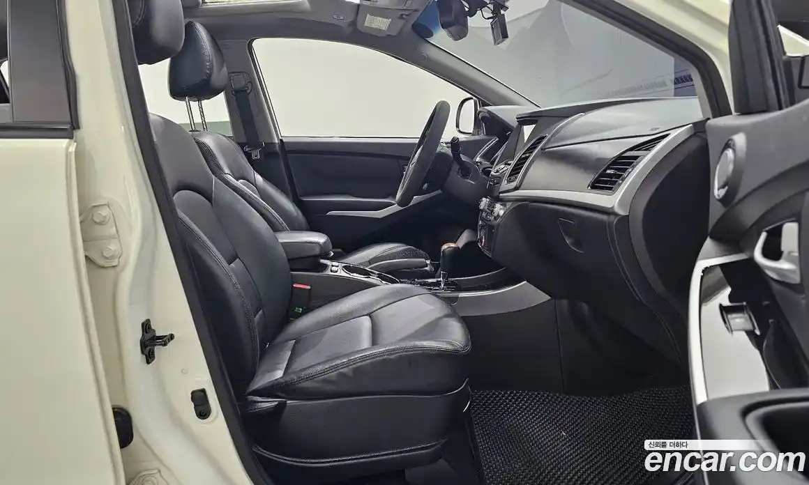 SsangYong Korando 2015 2.0 Автомат в Москве № 28378, фото 6