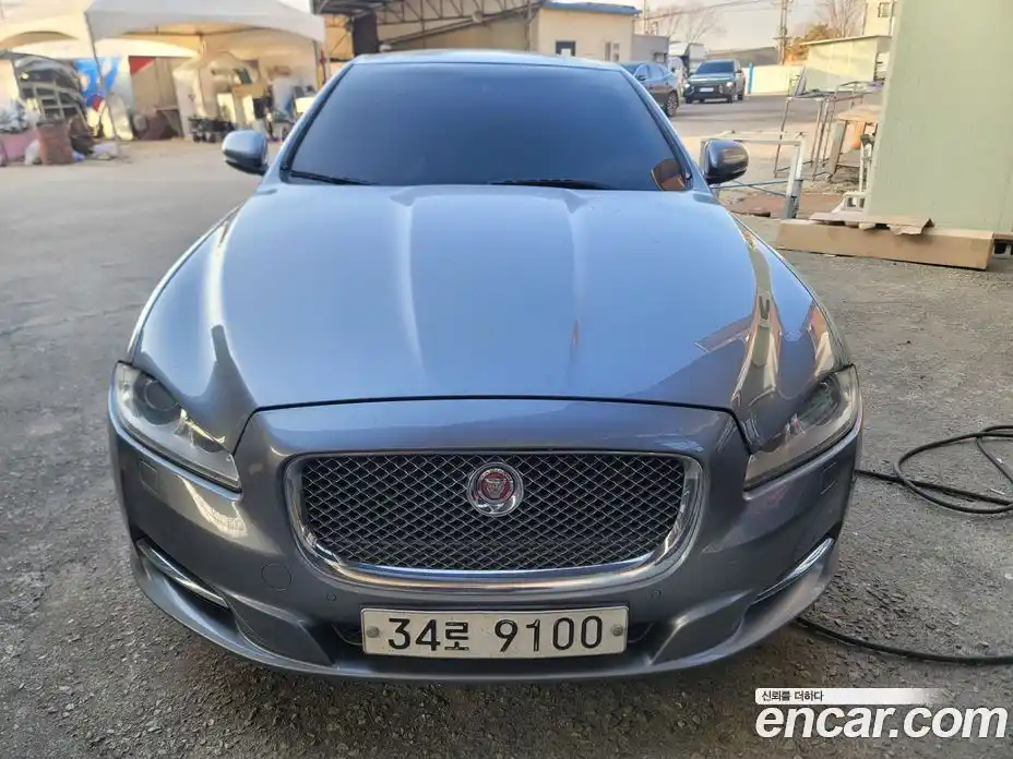Jaguar XJ 2014 3.0 Автомат в Москве № 284014, фото 1