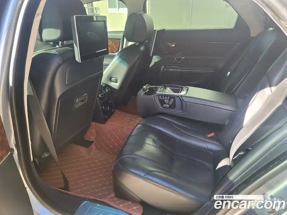 Jaguar XJ 2014 3.0 Автомат в Москве № 284014, фото 12