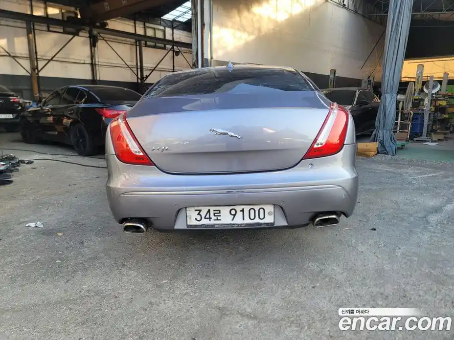 Jaguar XJ 2014 3.0 Автомат в Москве № 284014, фото 5