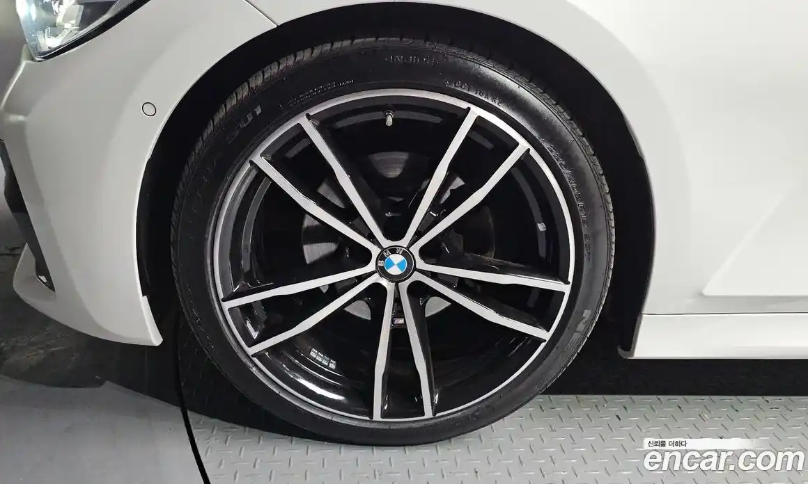 BMW 3-Series 2021 2.0 Автомат в Москве № 284365, фото 18