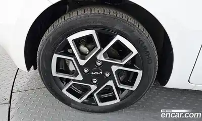 Kia Ray 2024 1.0 Автомат в Москве № 285937, миниатюра 12