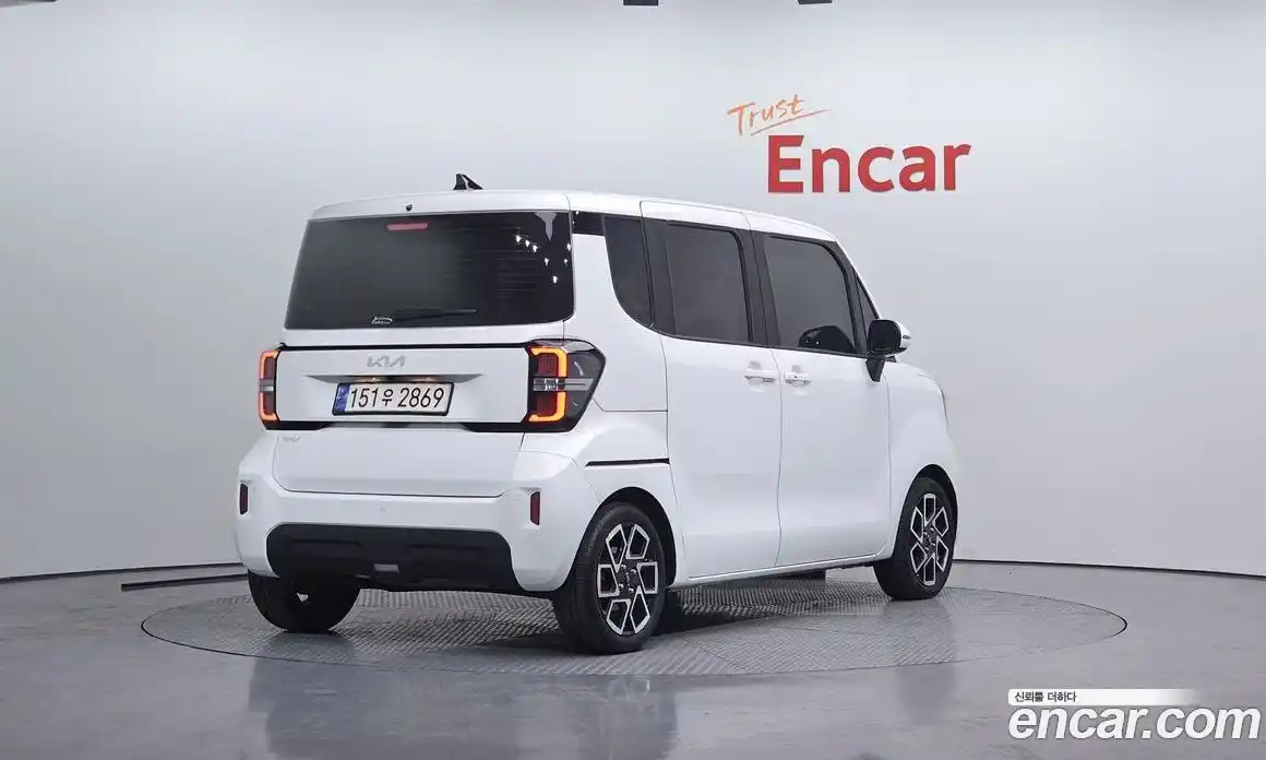 Kia Ray 2024 1.0 Автомат в Москве № 285937, фото 17