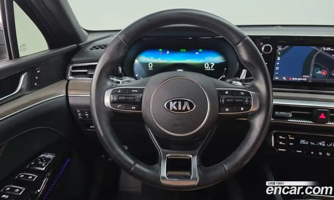 Kia K5 2020 2.0 Автомат в Москве № 287755, фото 13