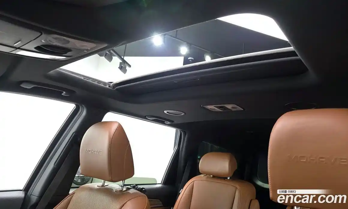 Kia Mohave 2023 3.0 Автомат в Москве № 288172, фото 20